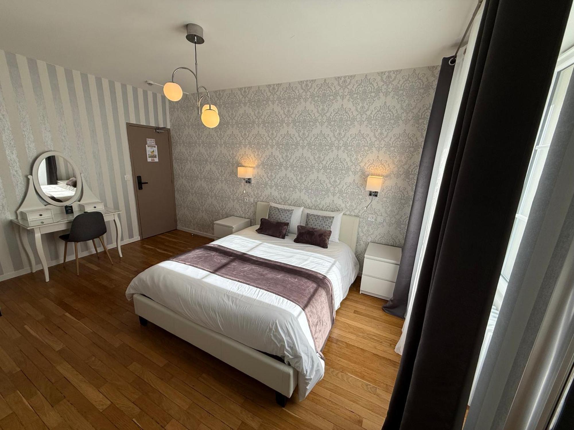 Oxxotel & Spa Valognes Zewnętrze zdjęcie